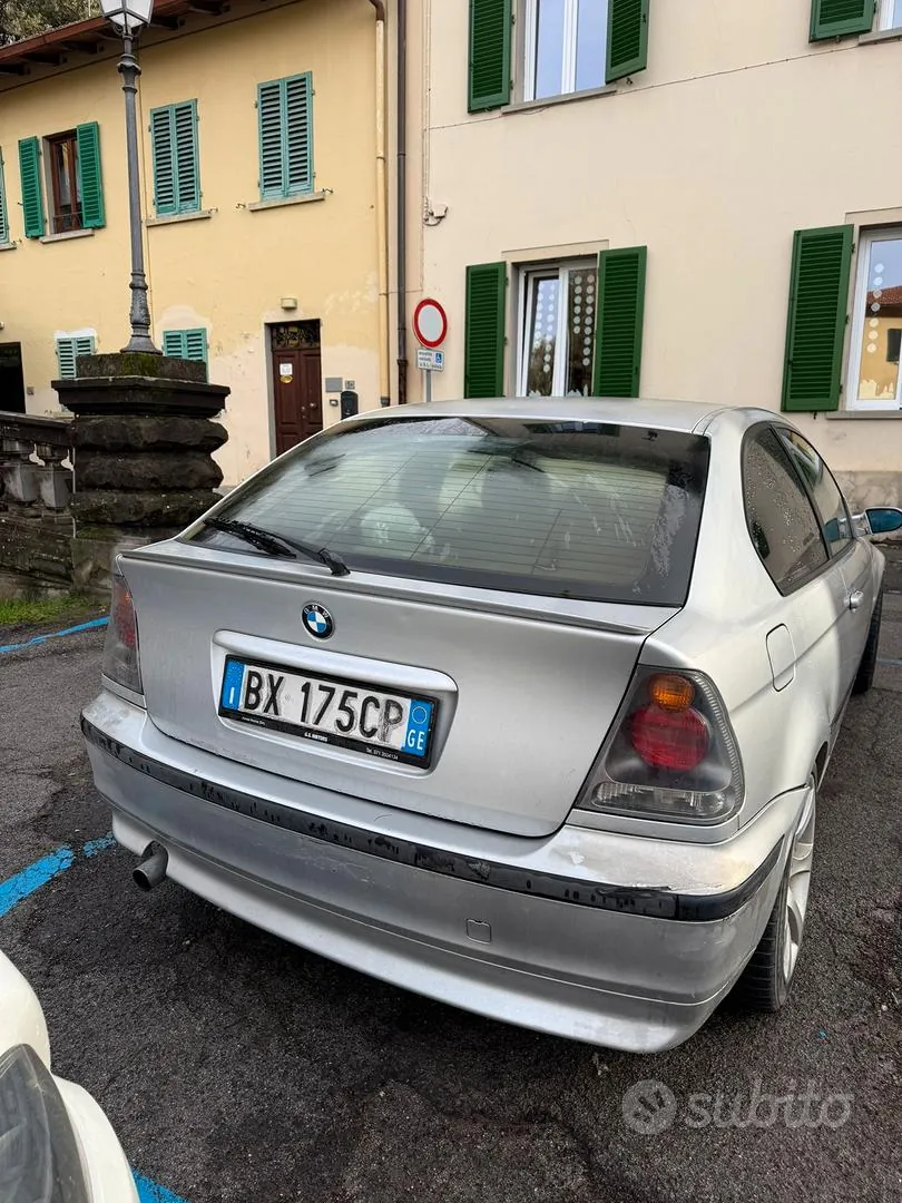 BMW E46 2001 photo 4