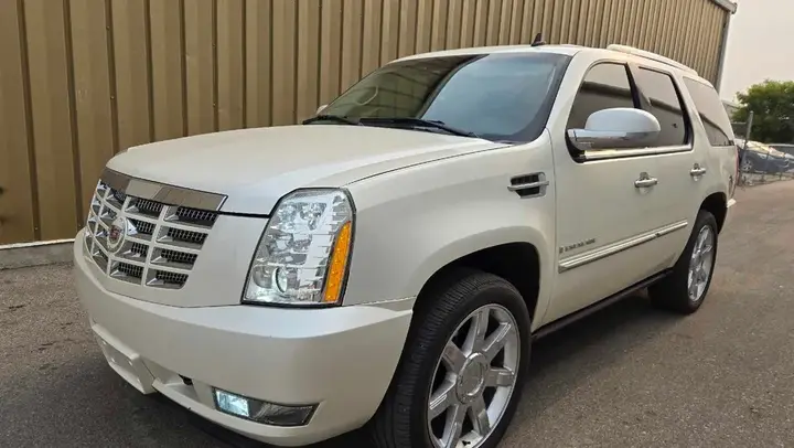 Cadillac Escalade 2008 photo 2