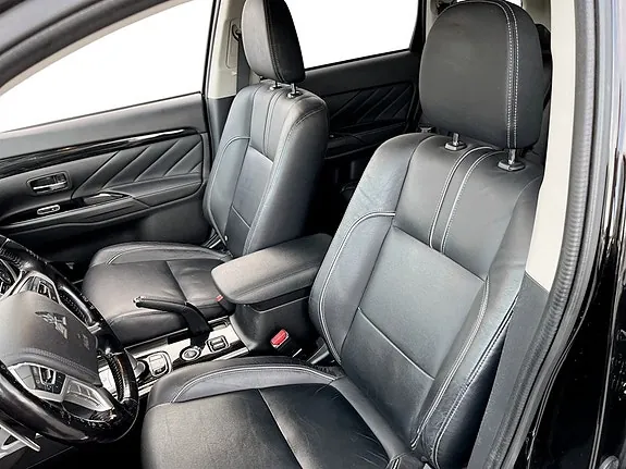 Mitsubishi Outlander 2016 photo 4