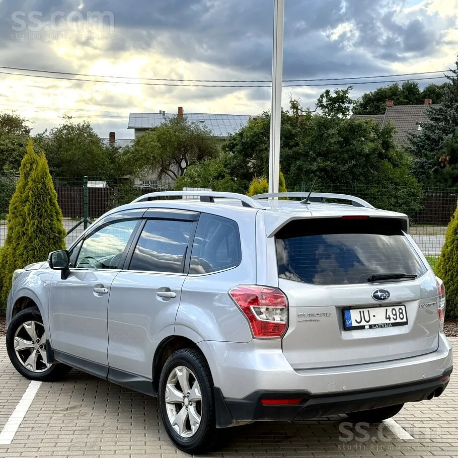 Subaru Forester 2013 photo 4