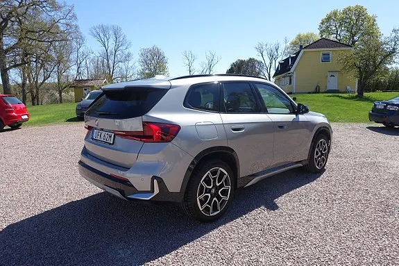 BMW X1 2024 photo 4