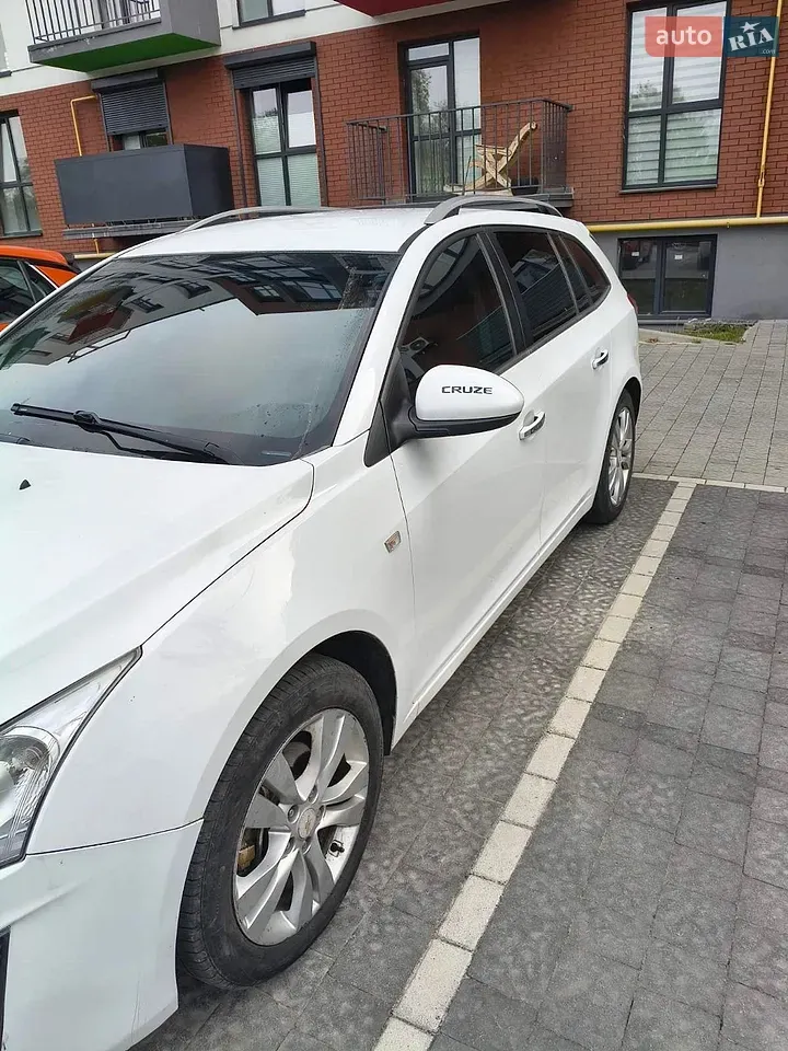 Chevrolet Cruze 2012 photo 2