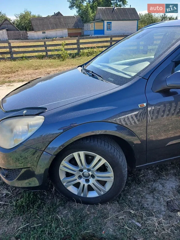 Opel Astra 2007 photo 2