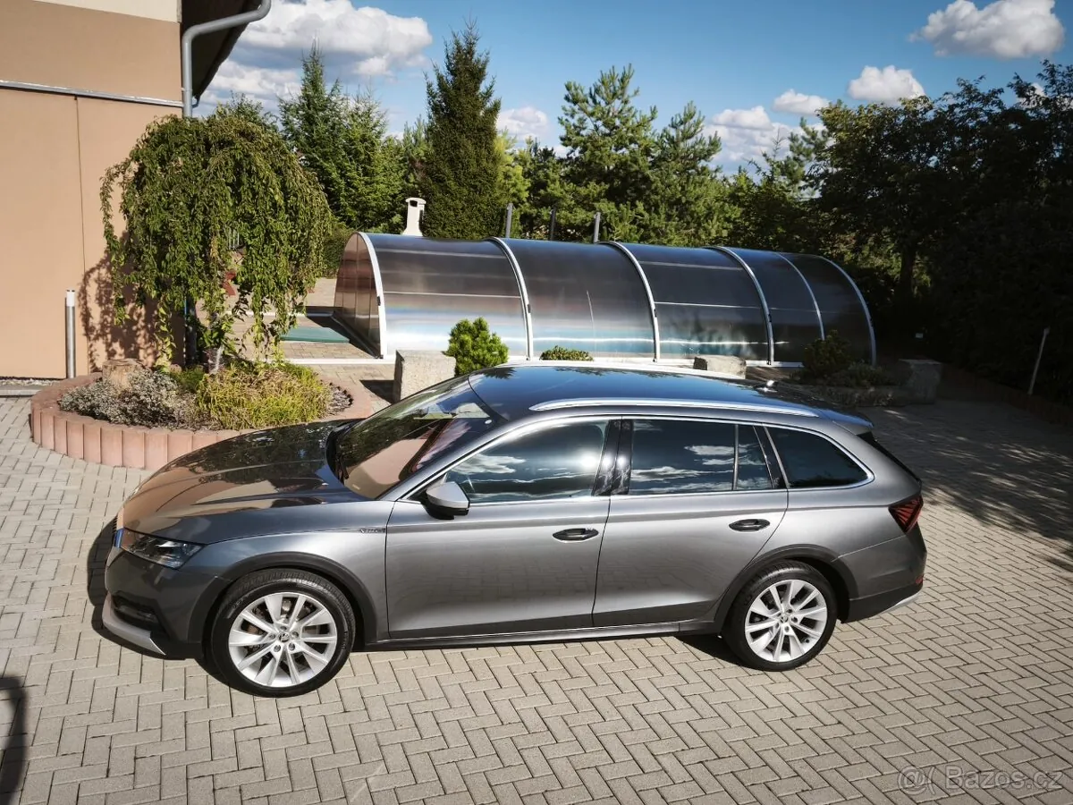 Skoda Octavia 2023 photo 3