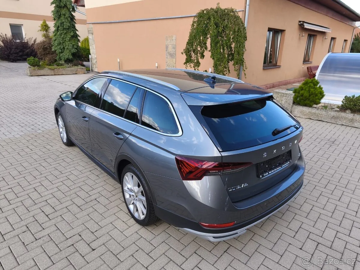 Skoda Octavia 2023 photo 4