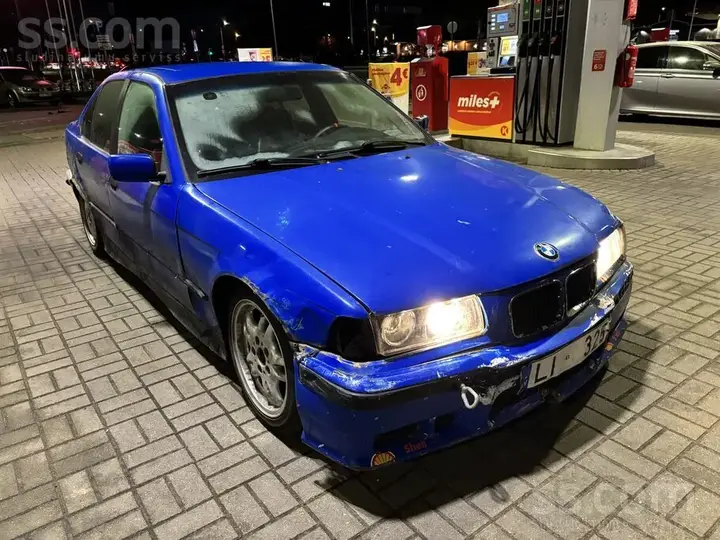 BMW E36