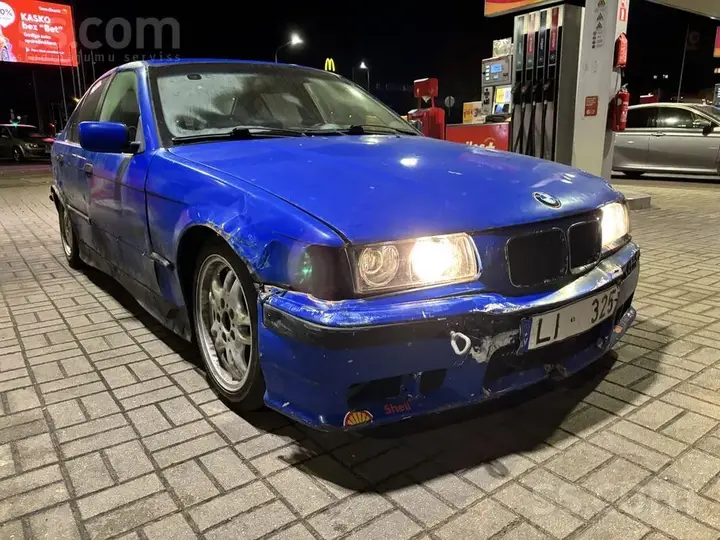 BMW E36 1996 photo 5