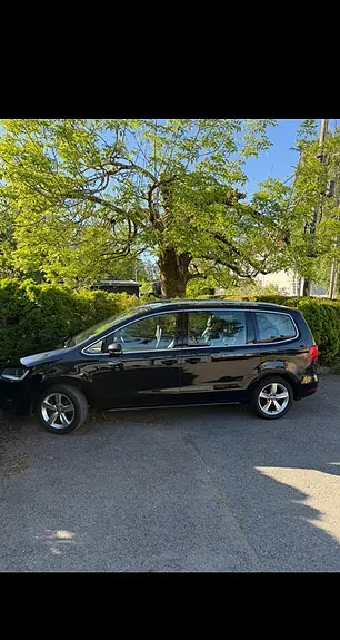 Volkswagen Sharan 2012 photo 2