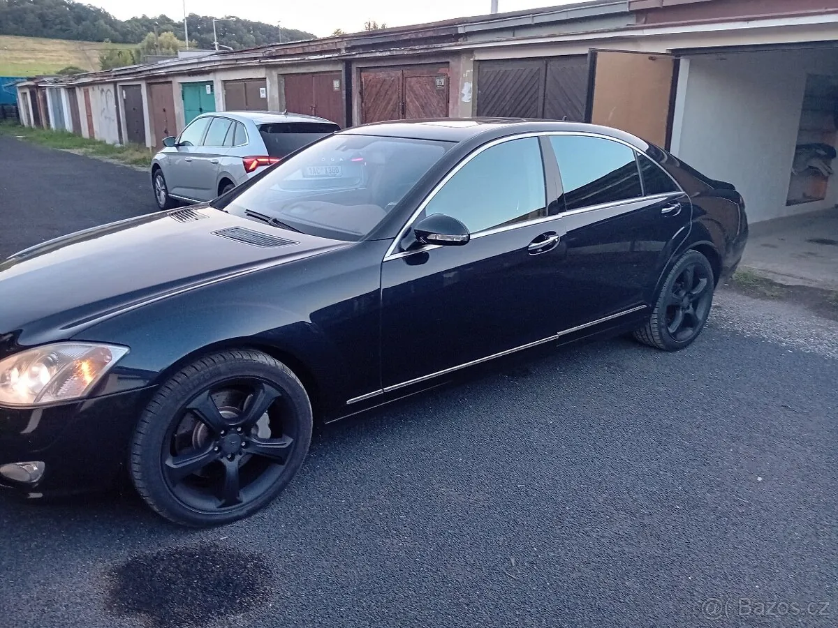 Mercedes-Benz S-Class 2008 photo 4