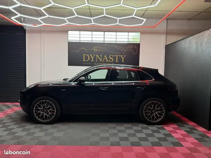Porsche Macan 2014 photo 2