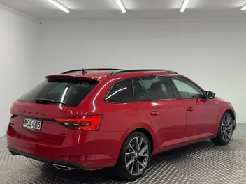 Skoda Superb 2021 photo 4