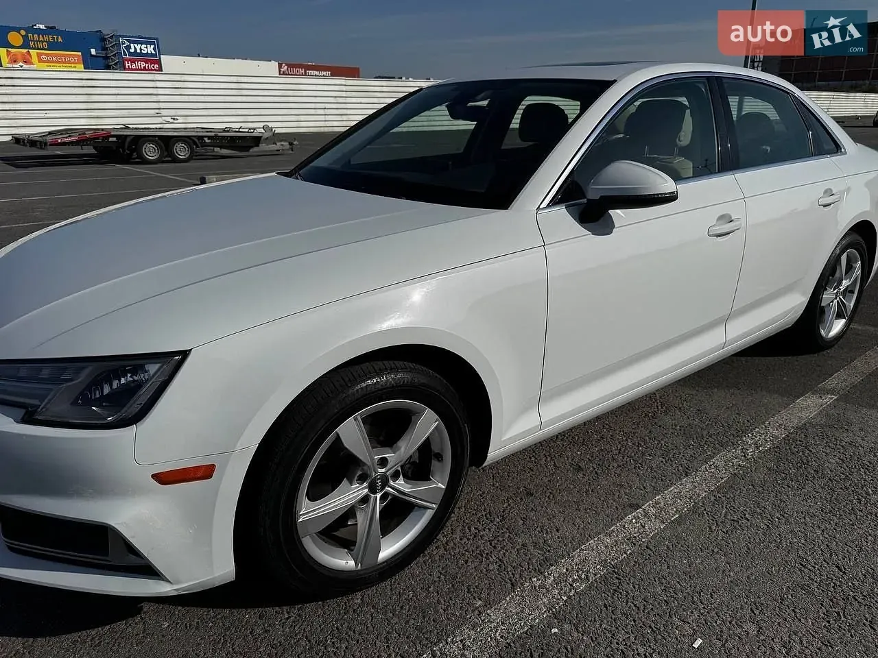 Audi A4 2019 photo 5
