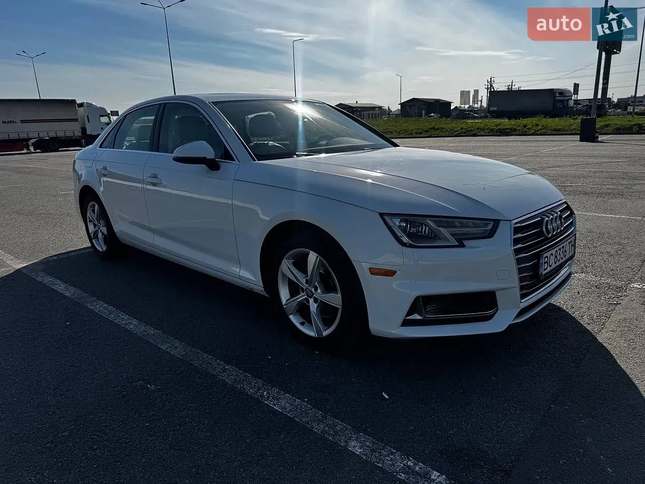 Audi A4 2019 photo 2