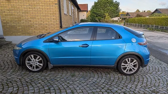Honda Civic 2010 photo 2