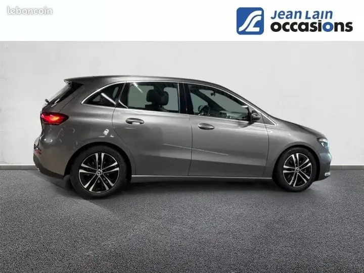 Mercedes-Benz B-Class 2024 photo 4