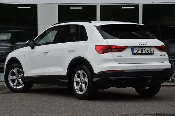 Audi Q3 2019 photo 5