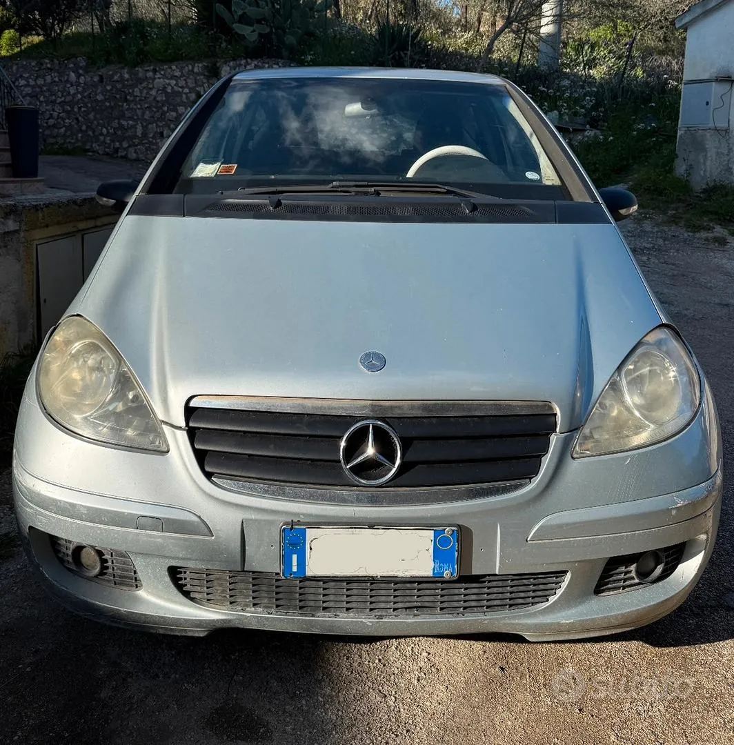 Mercedes-Benz A