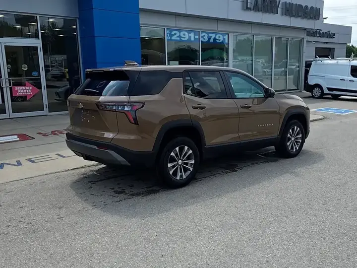 Chevrolet Equinox 2027 photo 3