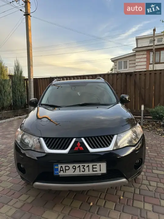 Mitsubishi Outlander Xl