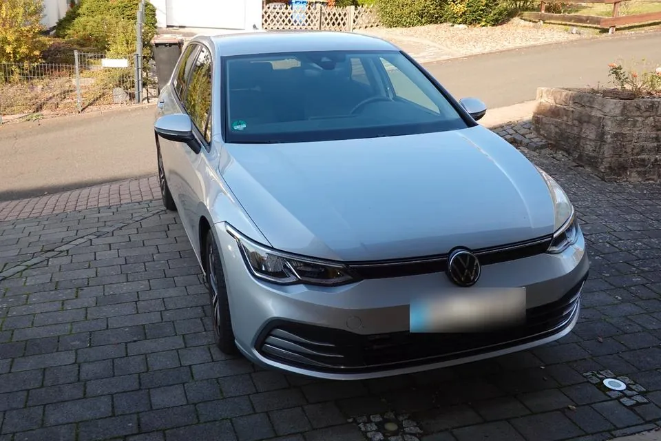 Volkswagen Golf Life