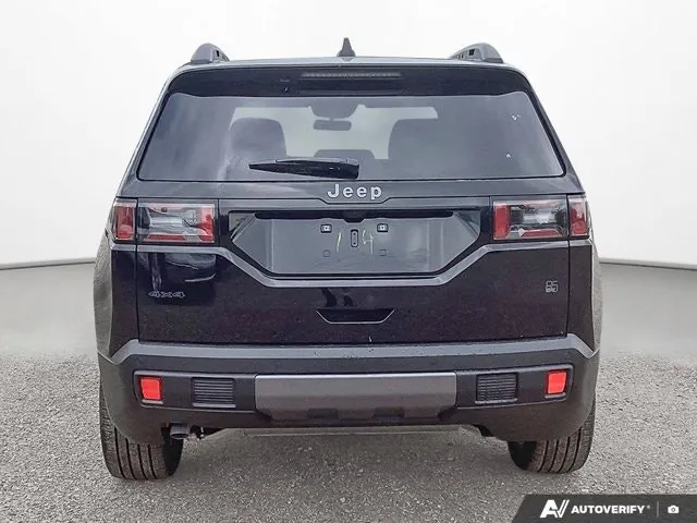 Jeep Cherokee 2026 photo 4