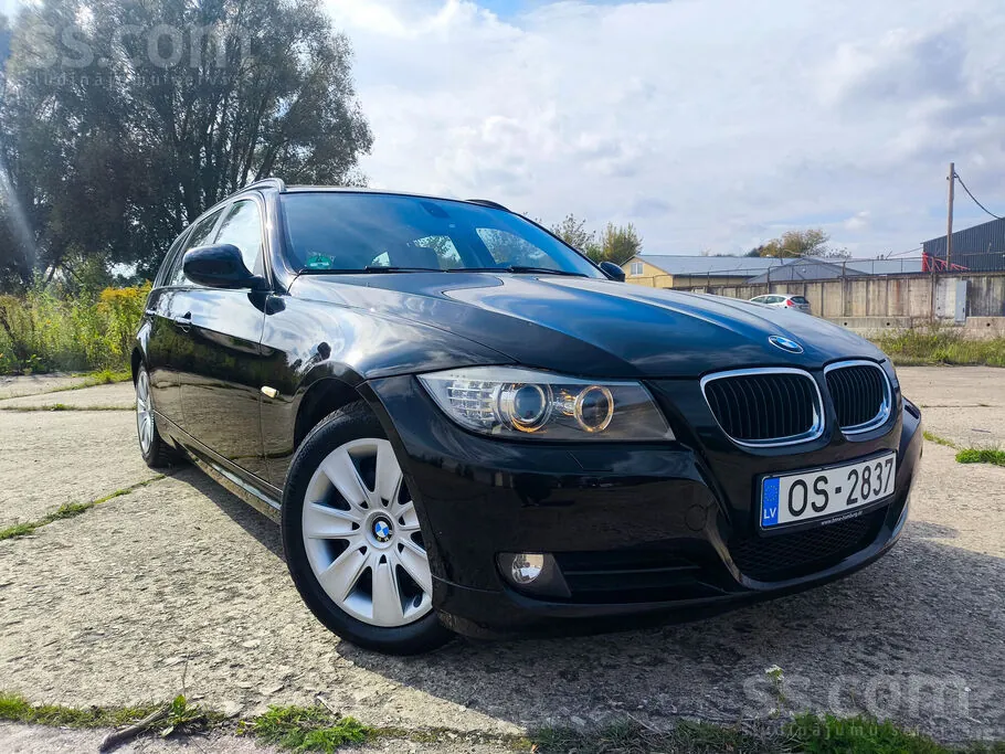 BMW 318D 2011 photo 3