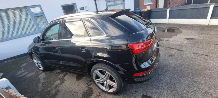 Audi Q3 2015 photo 3