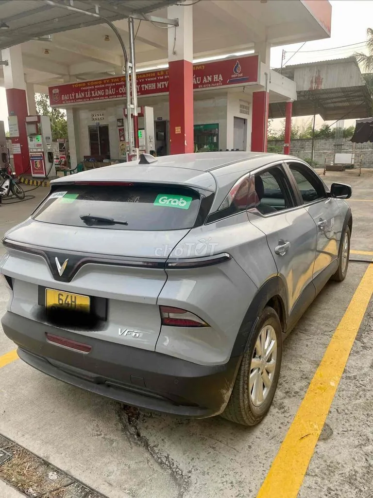 Vinfast Vf6
