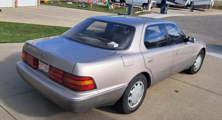 Lexus Ls400