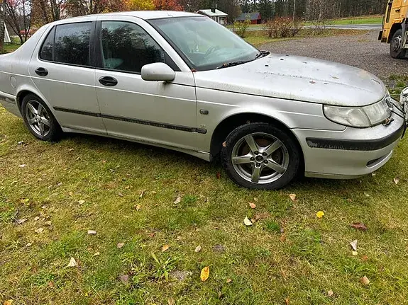 Saab 9-5 2001 photo 4