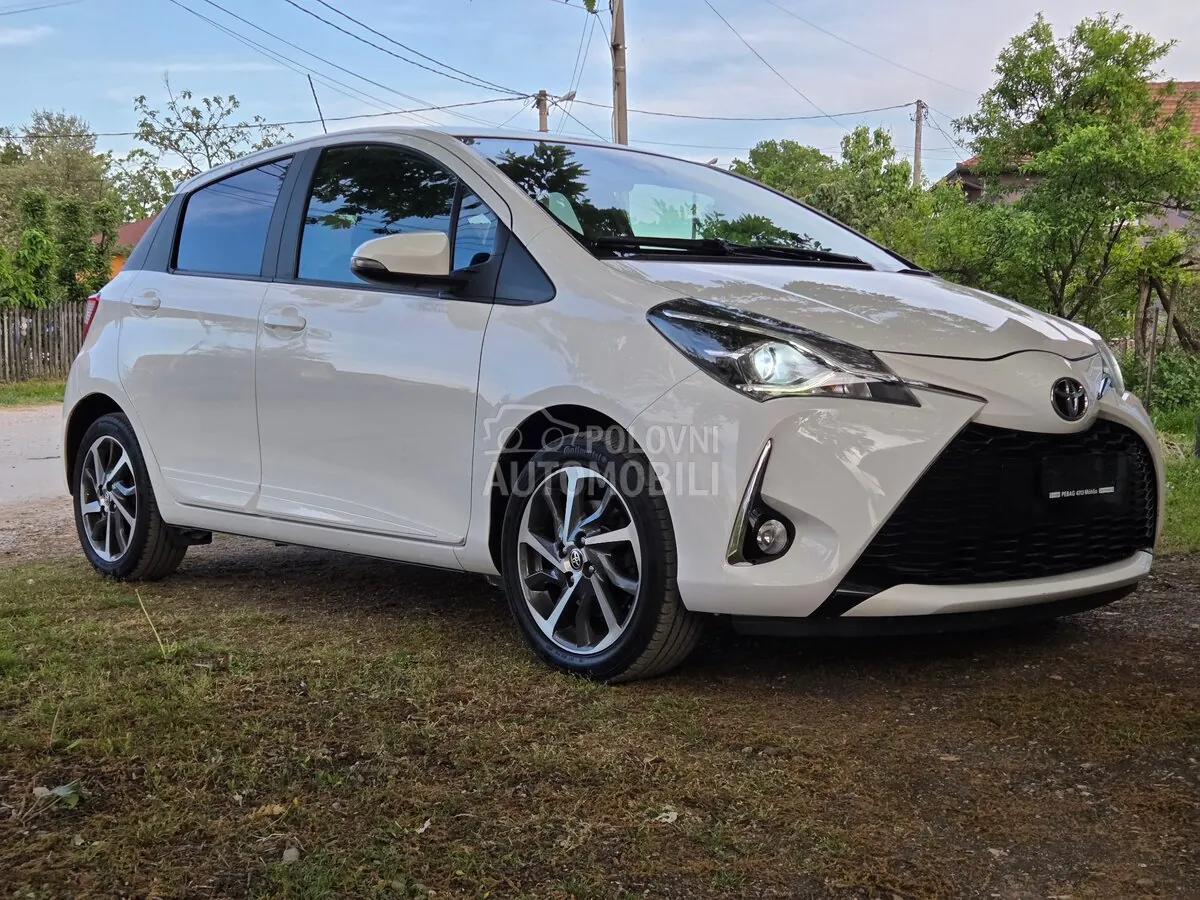 Toyota Yaris 2017 photo 4