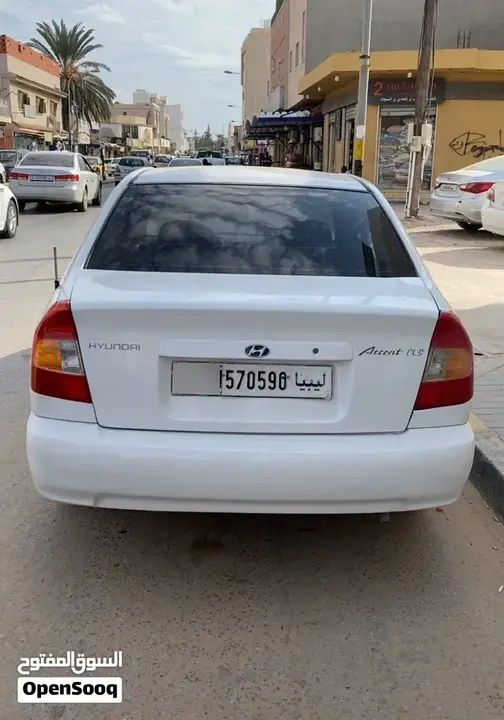 Hyundai Verna 2002 photo 3