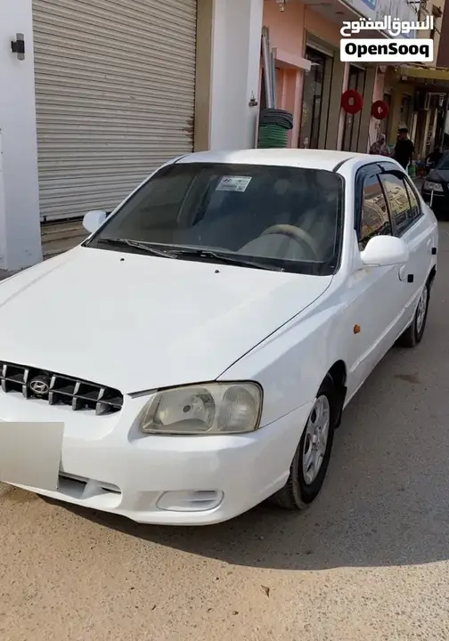 Hyundai Verna 2002 photo 2
