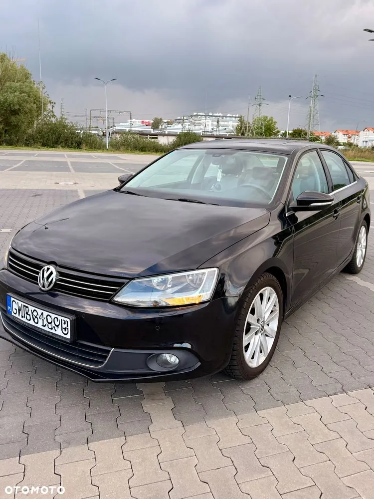 Volkswagen Jetta 2011 photo 4