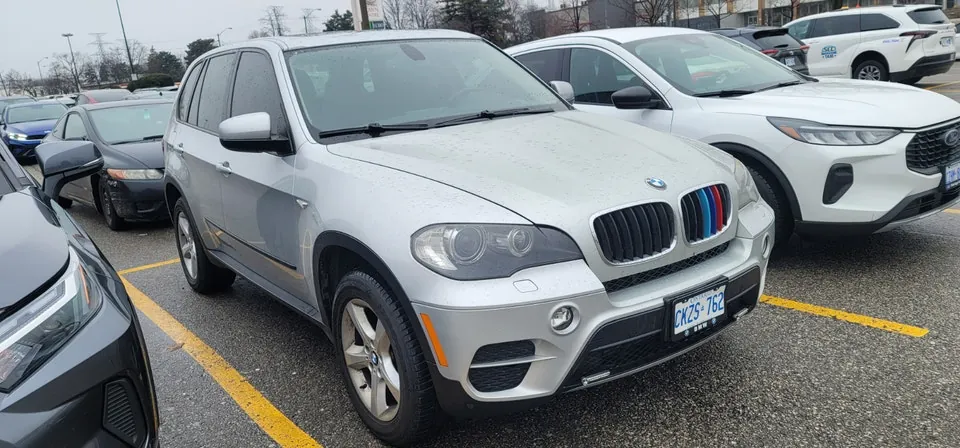 BMW X5 2011 photo 2
