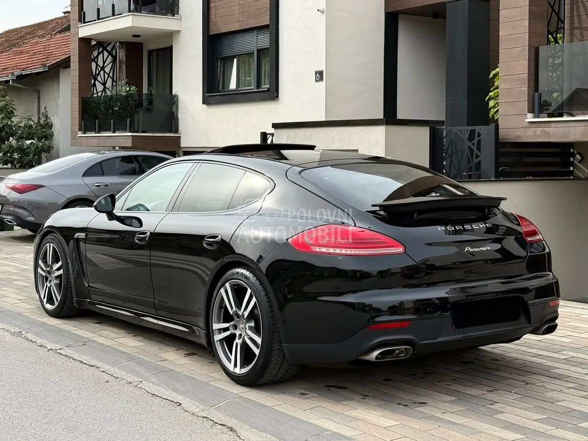 Porsche Panamera 2014 photo 4