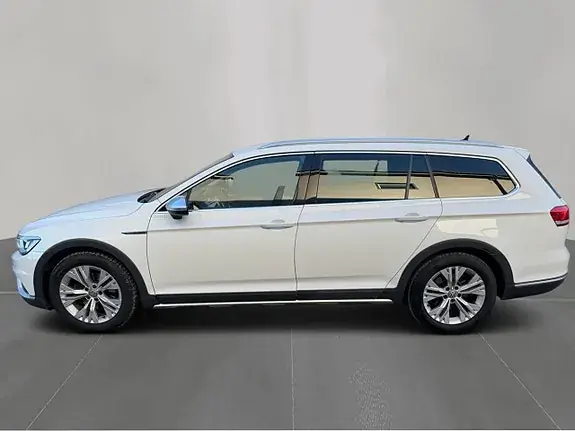 Volkswagen Passat Alltrack 2019 photo 2