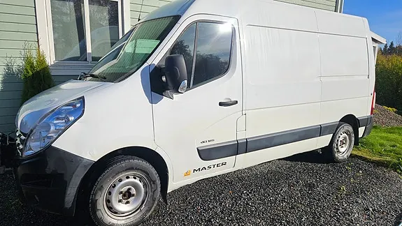 Renault Master 2012 photo 2