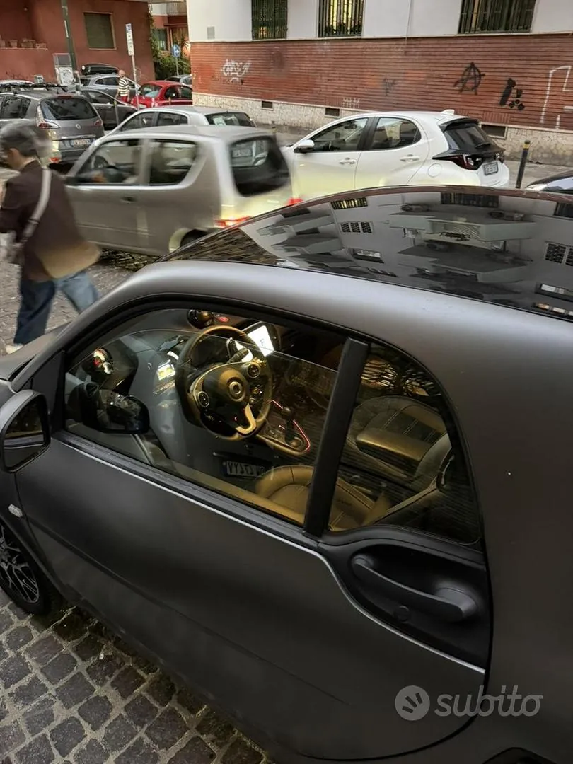 Smart Fortwo 2023 photo 2
