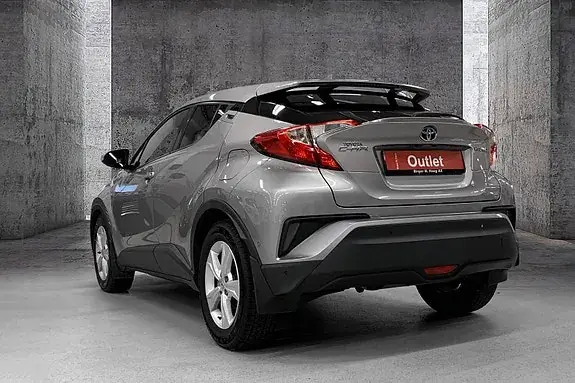 Toyota C-Hr 2017 photo 4