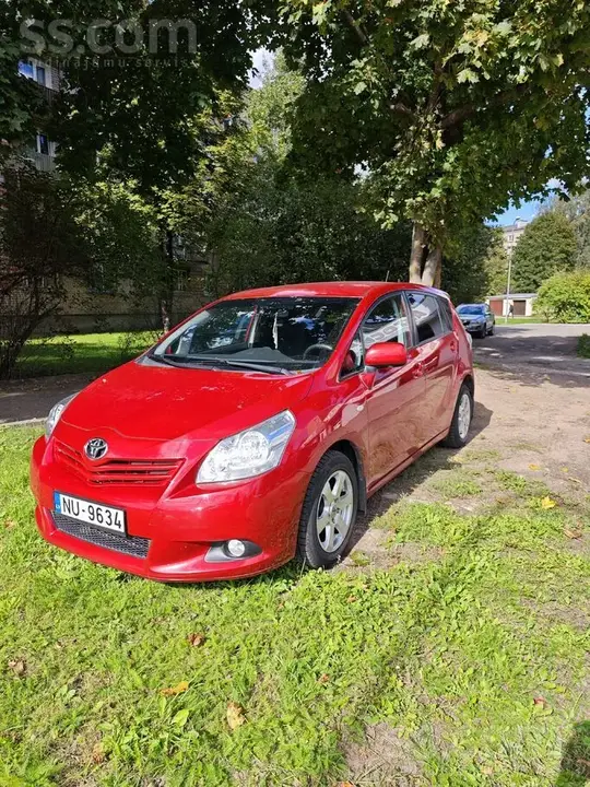 Toyota Verso 2010 photo 5