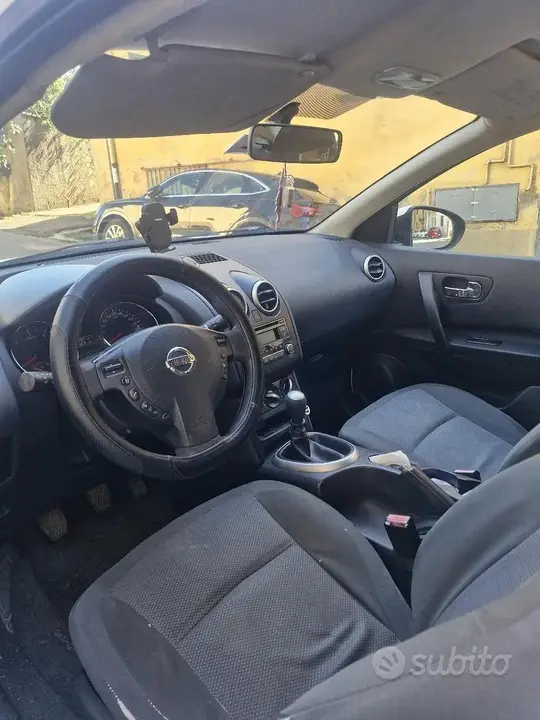 Nissan Qashqai 2012 photo 3