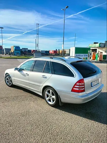 Mercedes-Benz C200 2007 photo 3