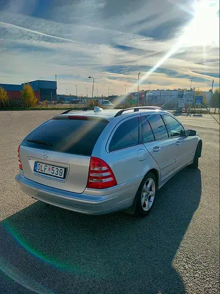 Mercedes-Benz C200 2007 photo 2