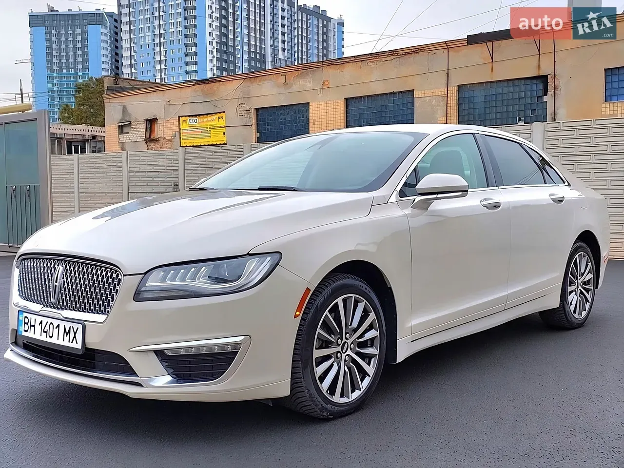 Lincoln Mkz 2019 photo 2