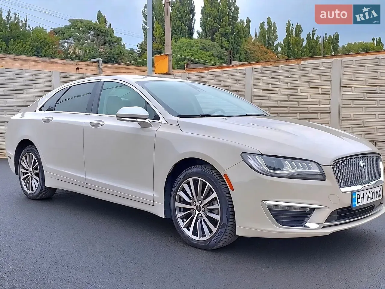 Lincoln Mkz