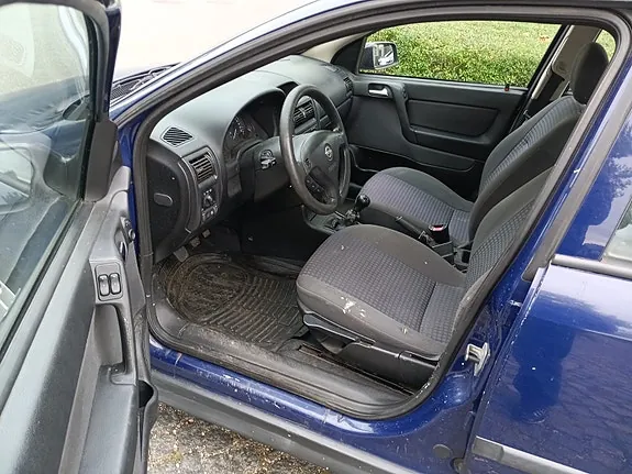 Opel Astra 2005 photo 2