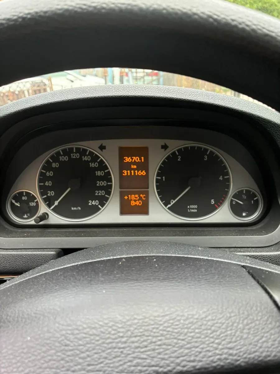 Mercedes-Benz B-Class 2008 photo 3
