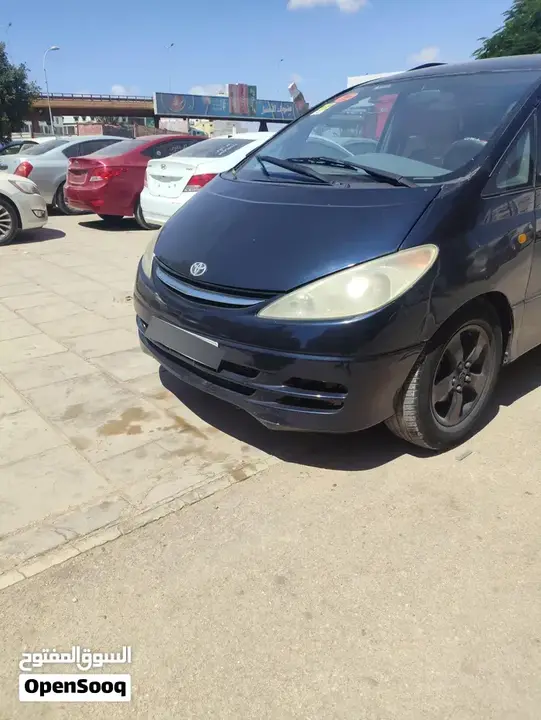 Toyota Previa 2005 photo 2
