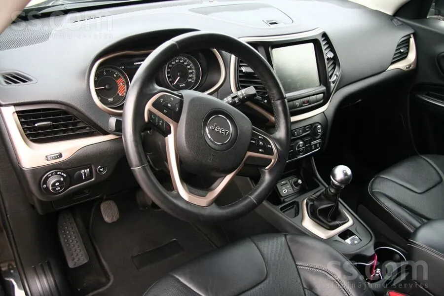 Jeep Cherokee 2014 photo 5
